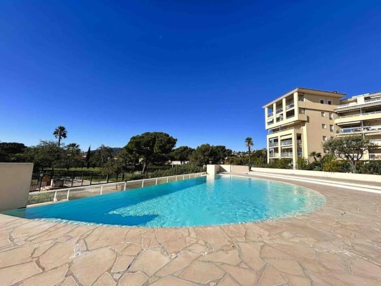 Il Gioiello : Apt 2 Pers, Clim, Piscine, Parking Antibes Exterior foto